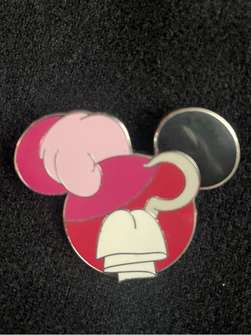 Disney Captain Hook Villians trading pin